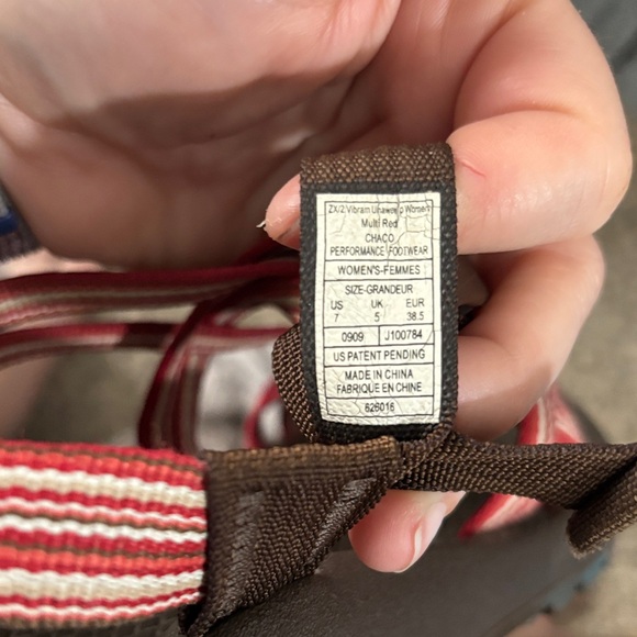 Chaco Vibram Outdoor Sport Sandals Strappy w/ Toe Strap Women's size 7 - Picture 6 of 7